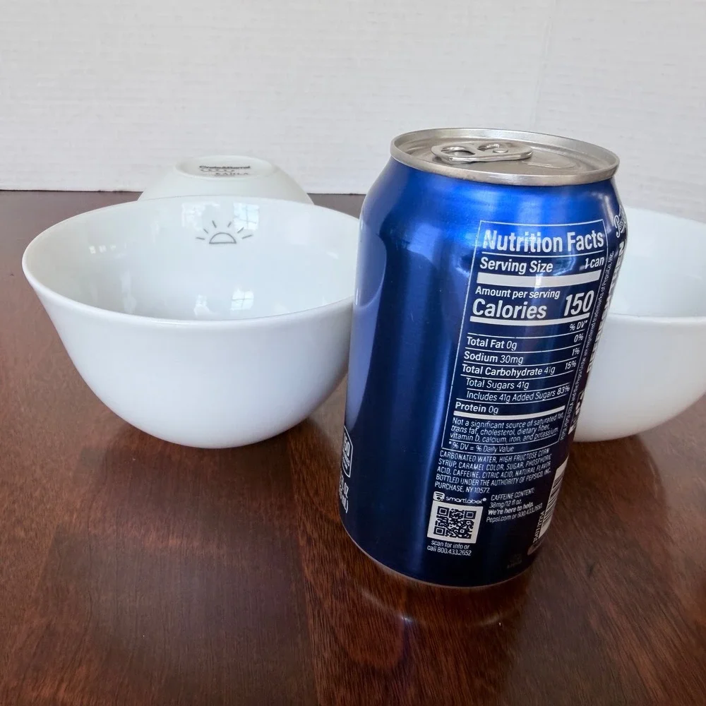 Crate & Barrel Kahla Bowls 4pc White Germany Excellent Sun Graphic 5.25in
